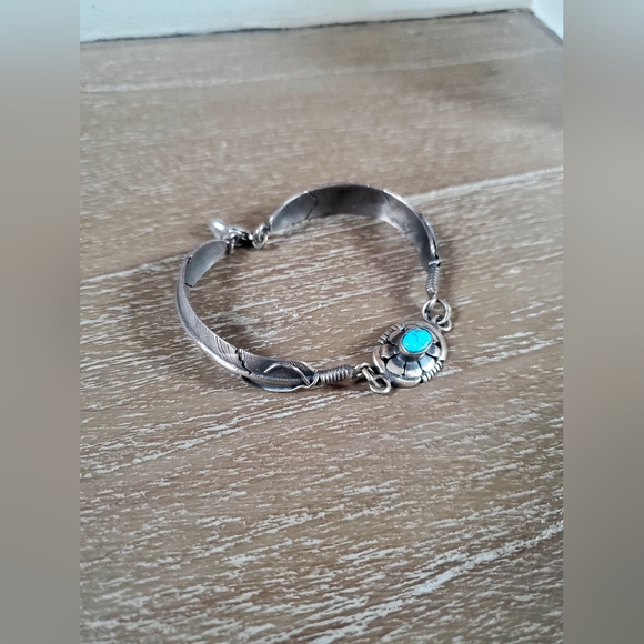 Silver feather boho bracelet - Picture 1 of 4
